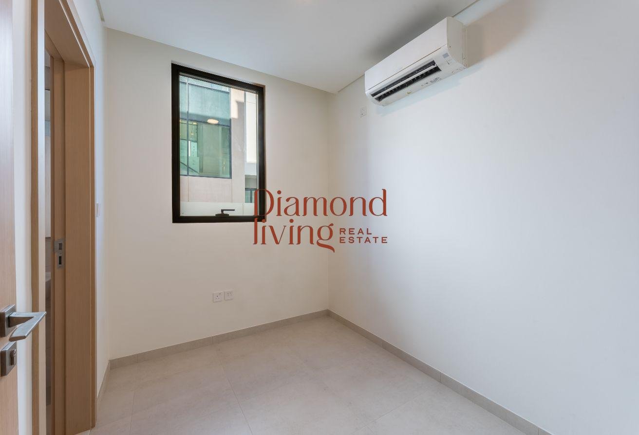 Corner Lot | Near Amenities | Multiple Options