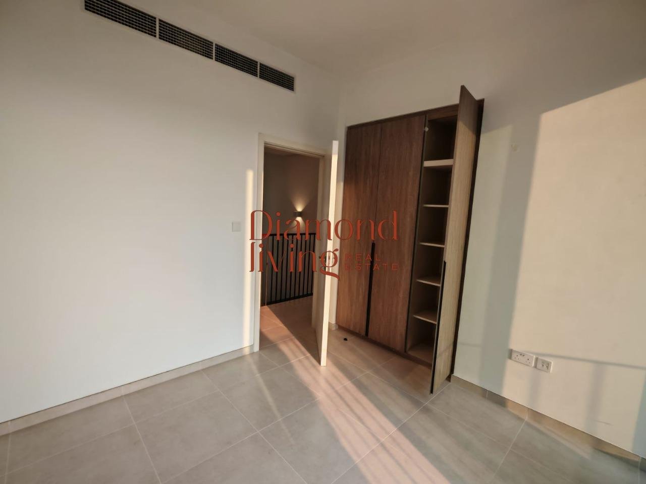 Vacant | Park View | Modern Layout