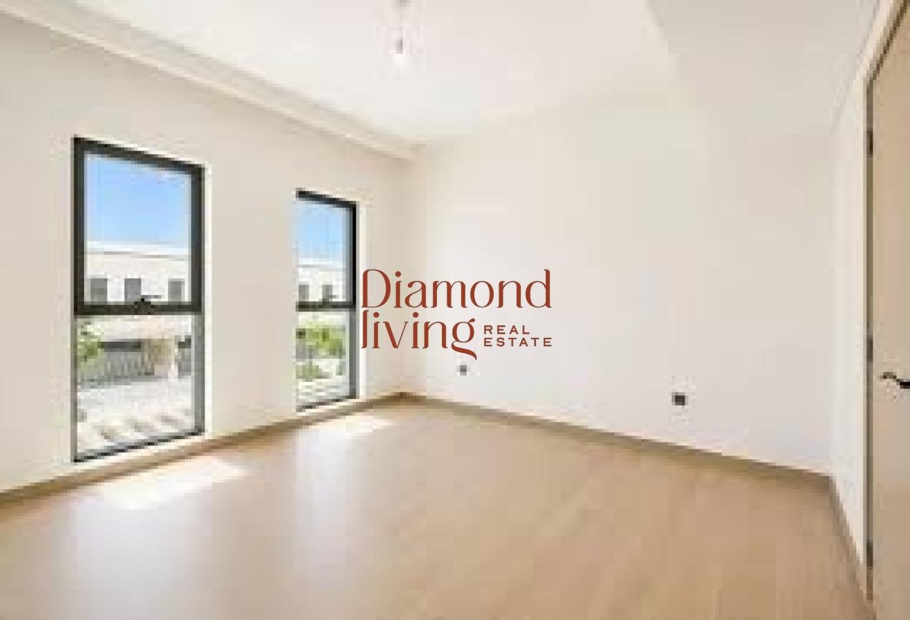 Single Row | Brandnew Ready | Prime Location