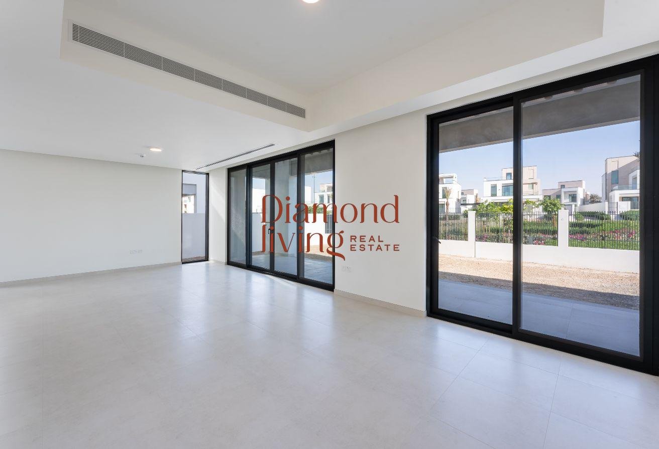 Corner Lot | Near Amenities | Multiple Options