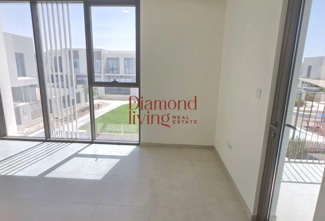 Vacant | Prime Location | Big Layout