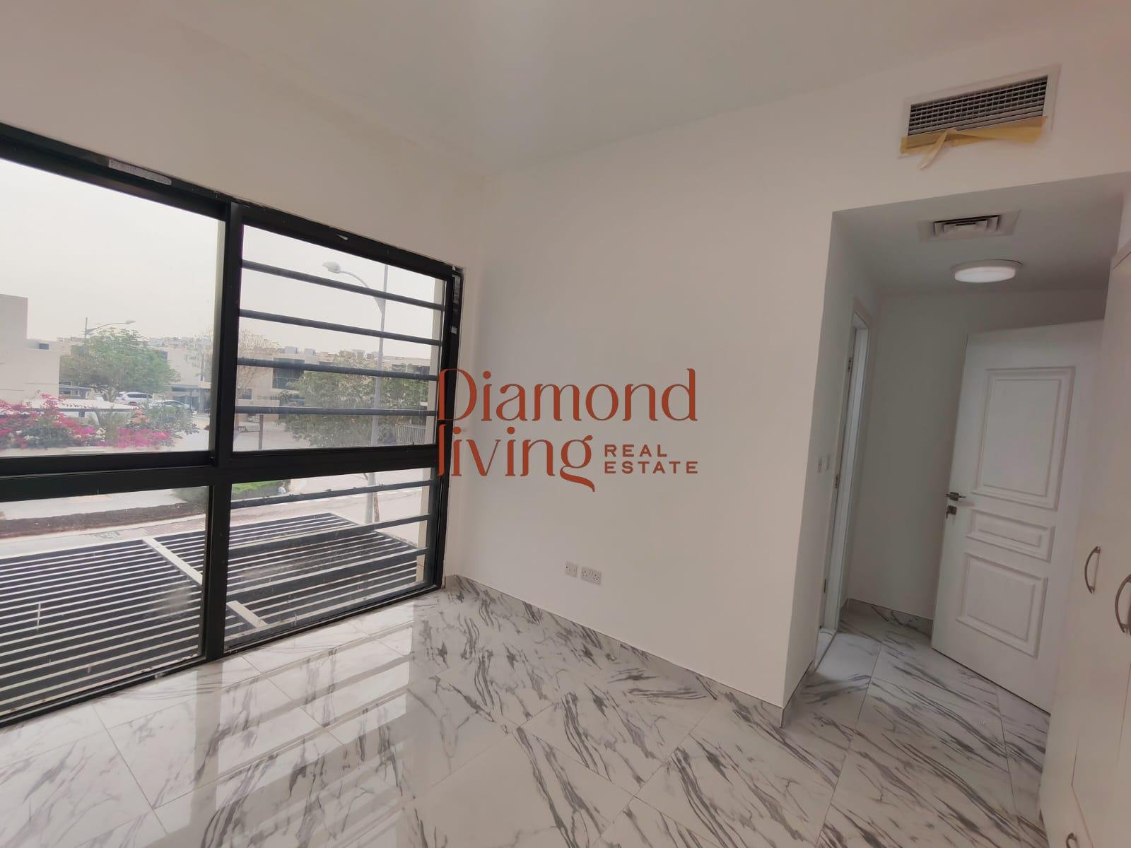 Upgraded | Vacant Ready | Community View